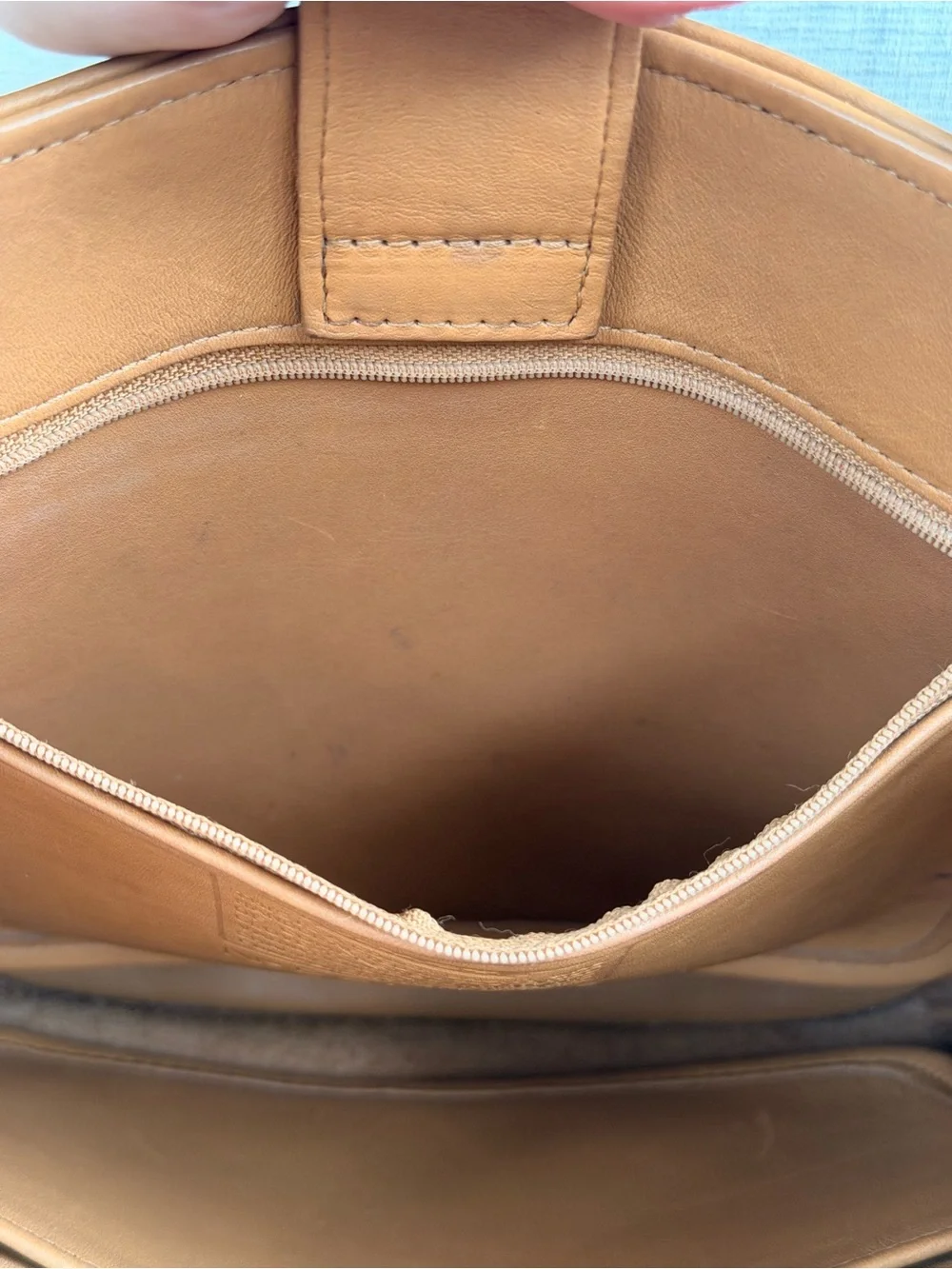 COACH Vintage CAMEL Leather Shoulder Tote/bucket